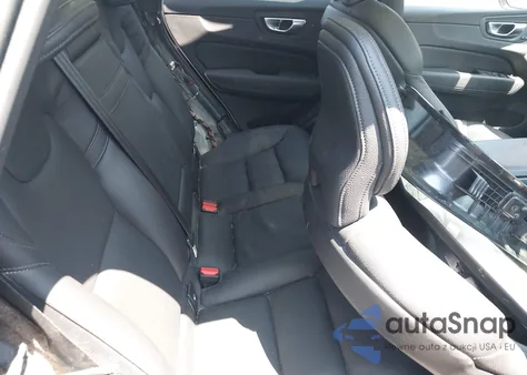 2021 Volvo Xc60 T5 Momentum из США, поврежденный, VIN YV4102RK7M1828290